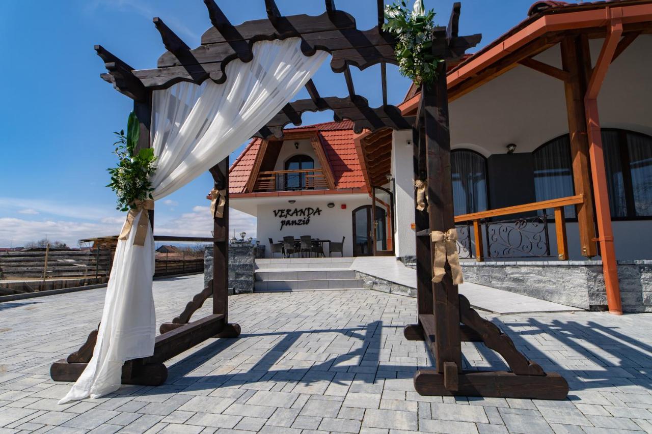 Veranda Panzio Remetea  외부 사진