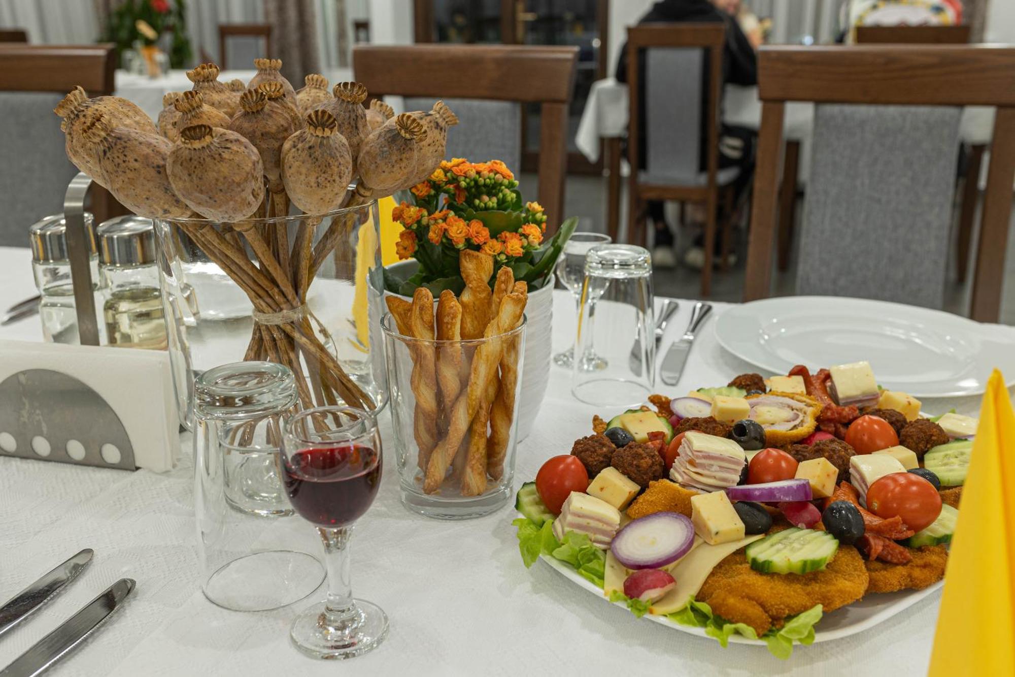 Veranda Panzio Remetea  외부 사진